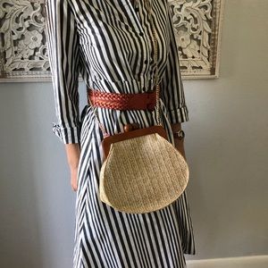 Kiss Lock Straw Crossbody Bag NWT